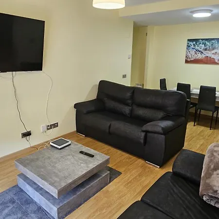 Disfruta Del Pirineo Oscense Apartmán Sabiñánigo